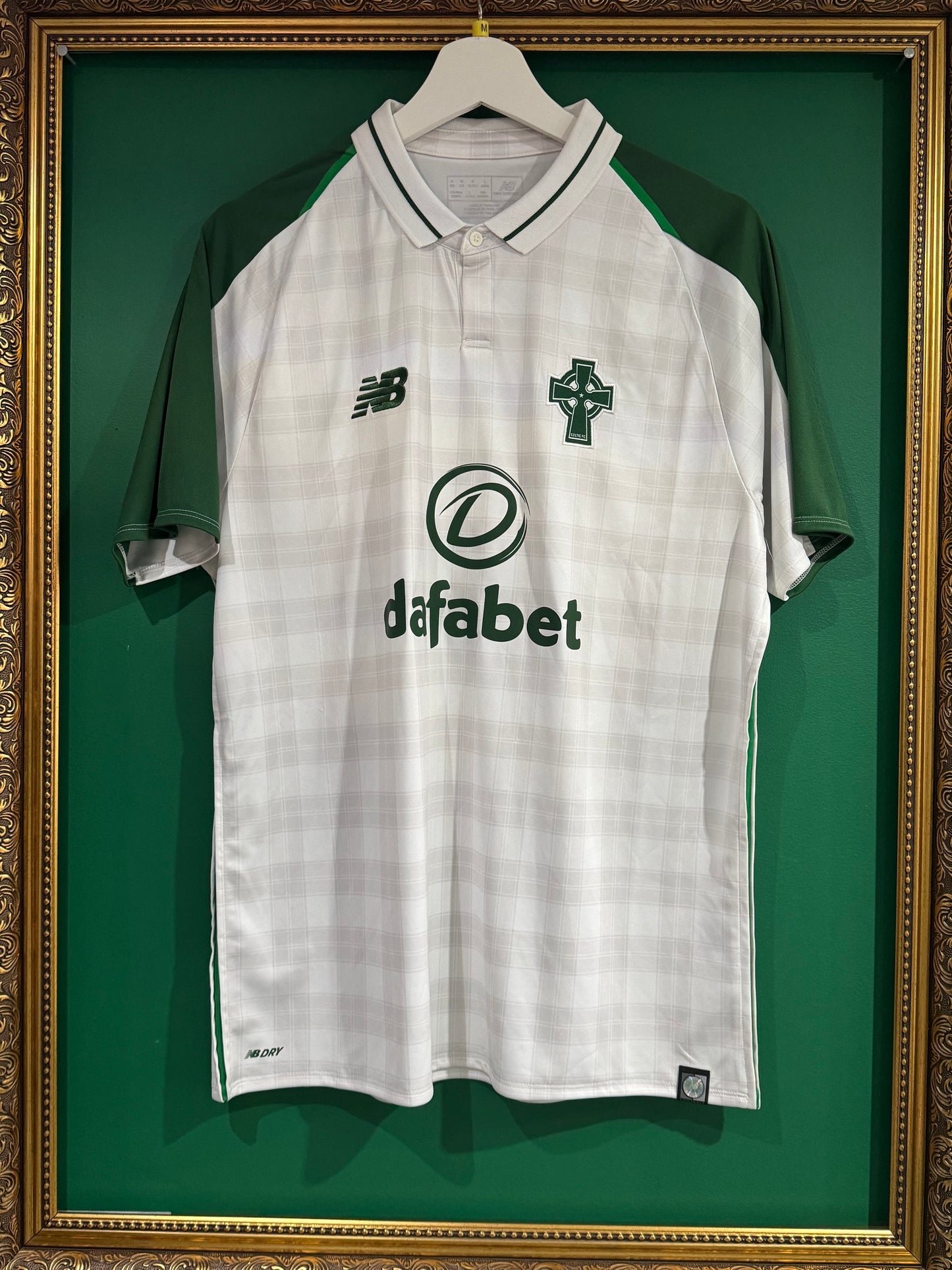 Celtic 2018/19 away shirt medium Tierney 63