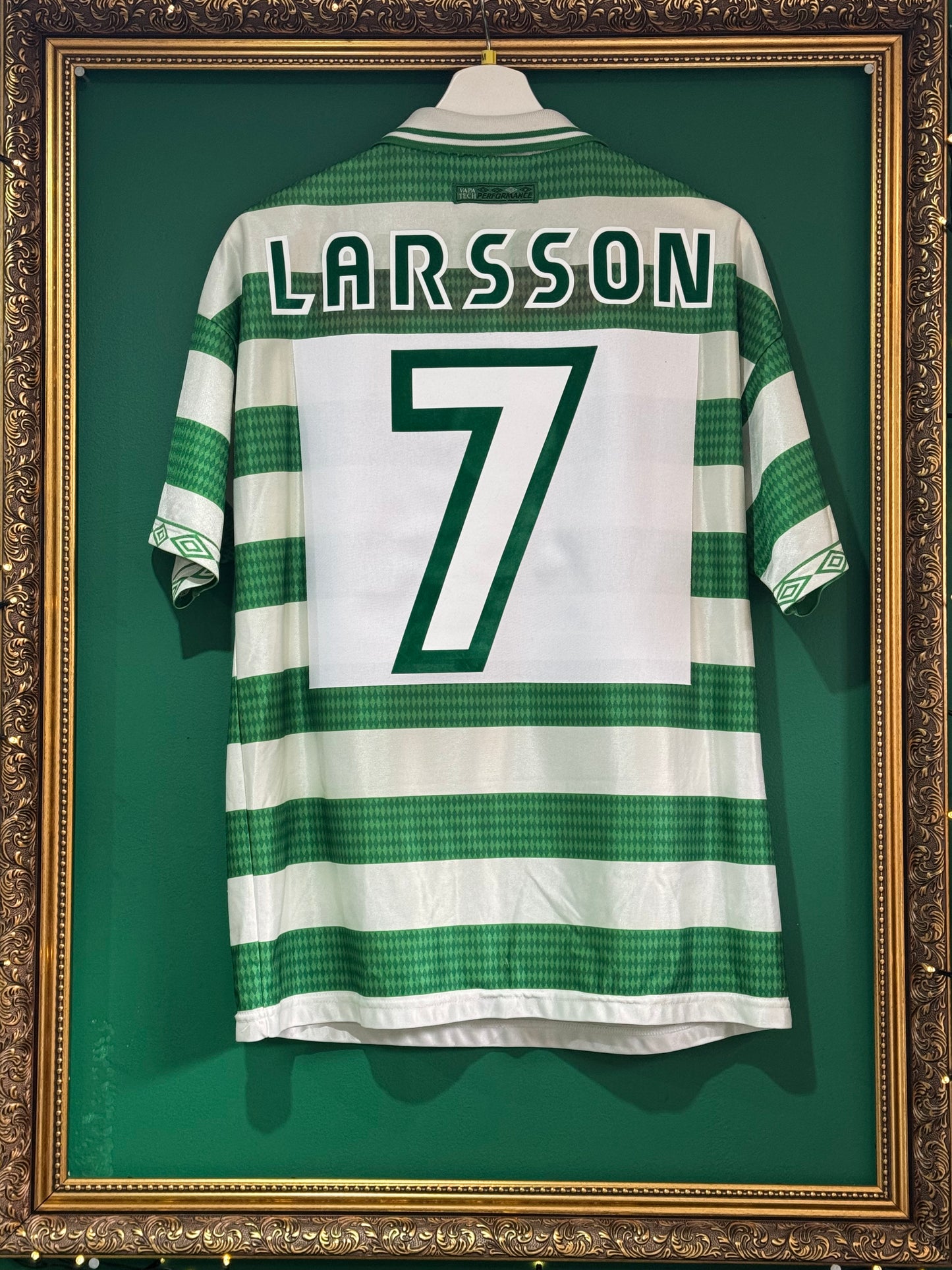 Celtic 1997/99 home medium Larsson 7