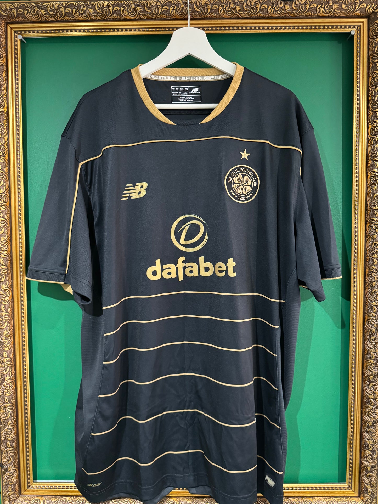 Celtic 2016/17 away shirt xxlarge