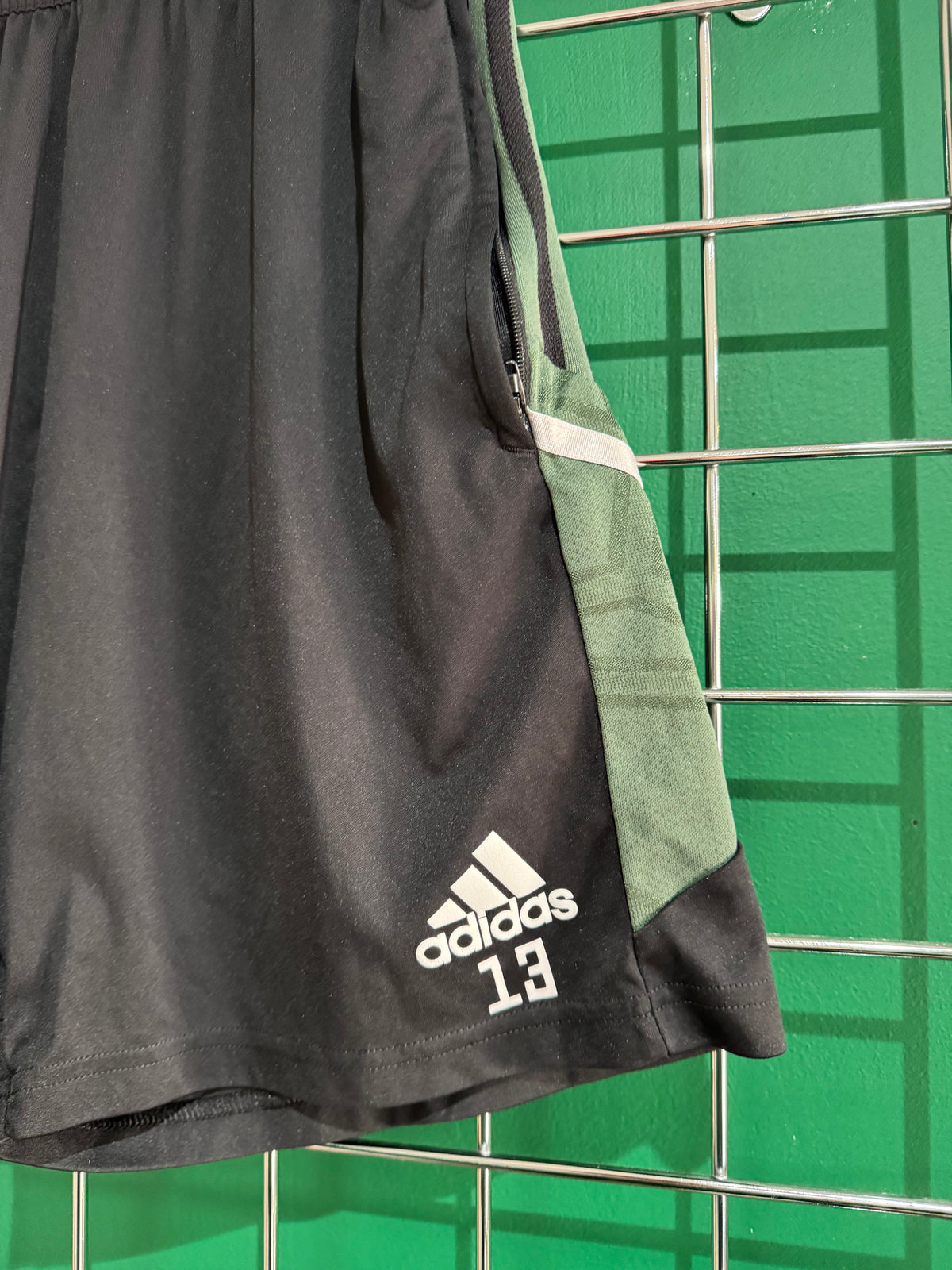 Celtic Aaron Mooy worn training shirts medium