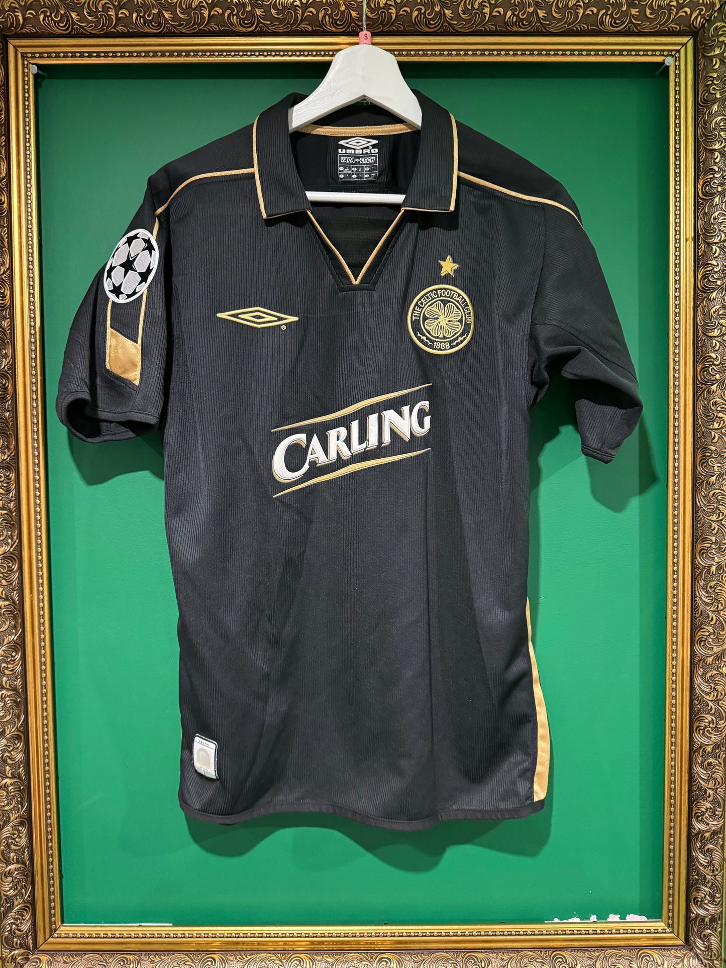 Celtic 2003/04 away small Larsson 7