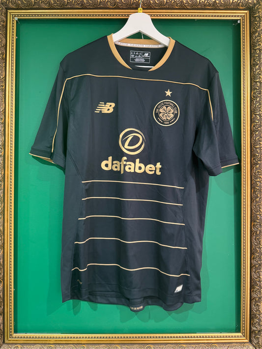 Celtic 2016/17 away shirt medium