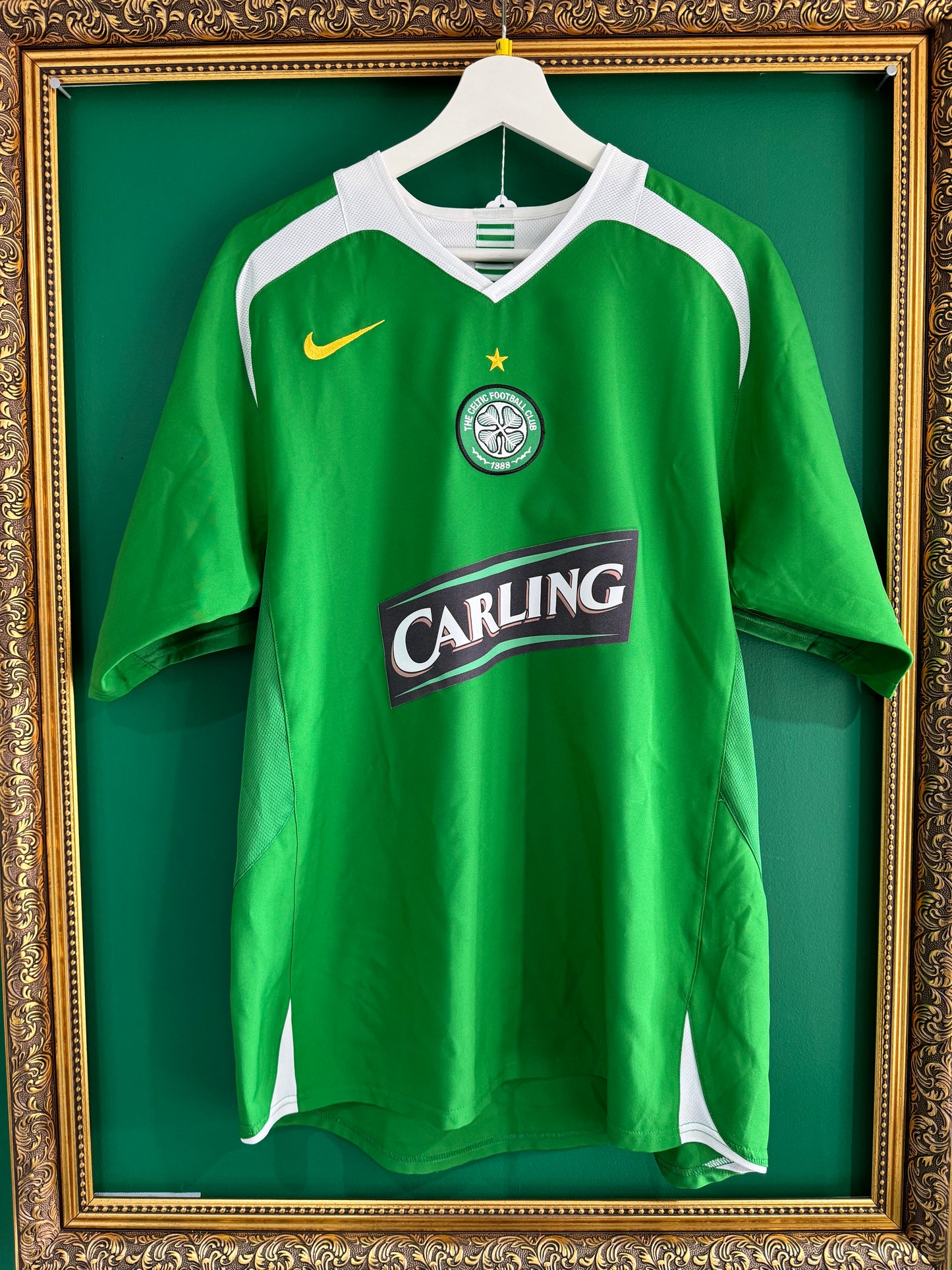 Celtic 2005/07 away medium