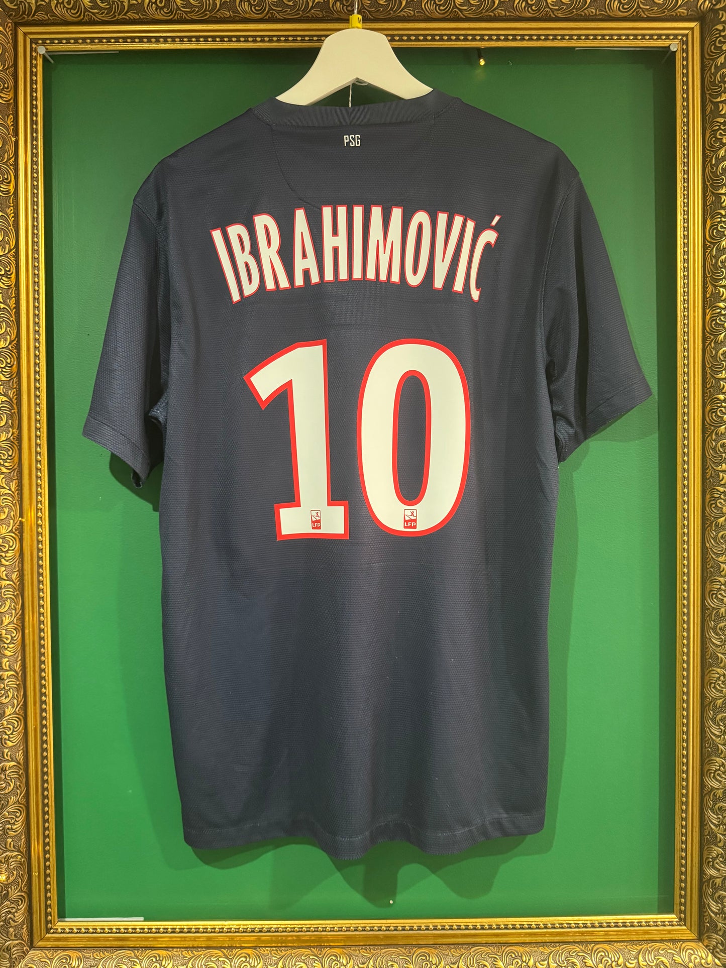 PSG 2012/13 home shirt medium Ibrahimovic 10