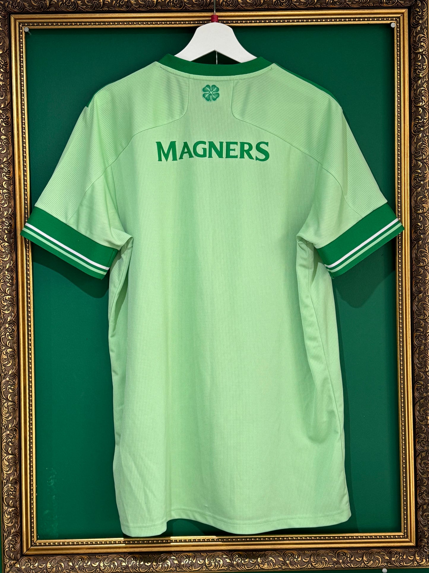 Celtic 2020/21 away large