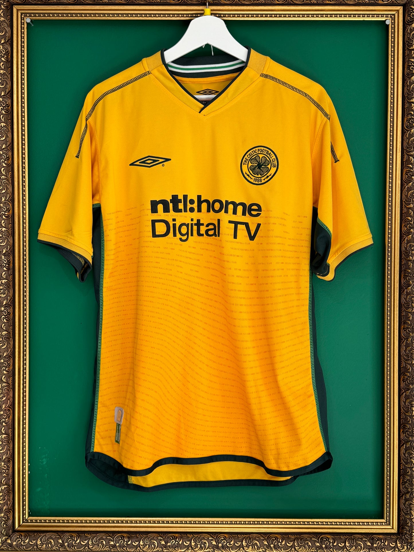 Celtic 2002/03 away medium