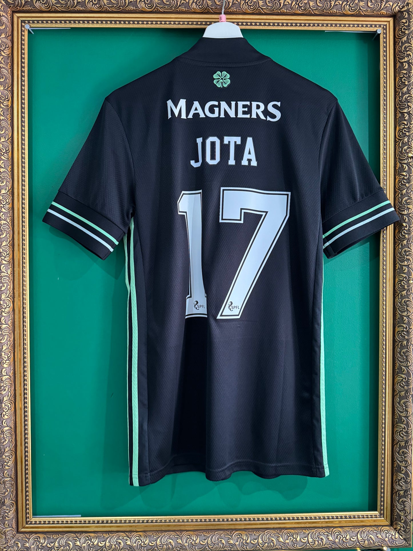 Celtic 2020/21 third shirt small Jota 17