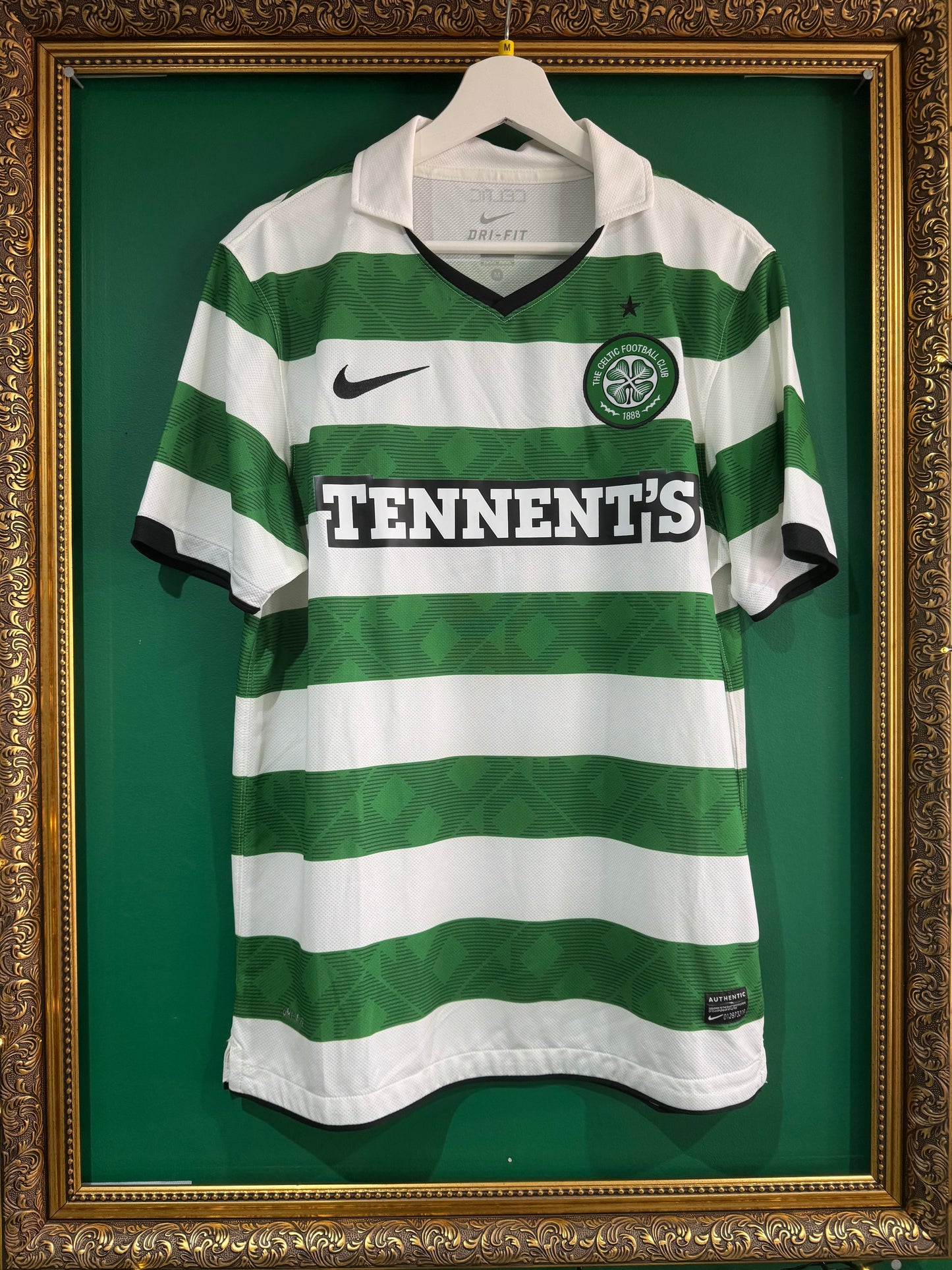 Celtic 2010/11 home shirt medium