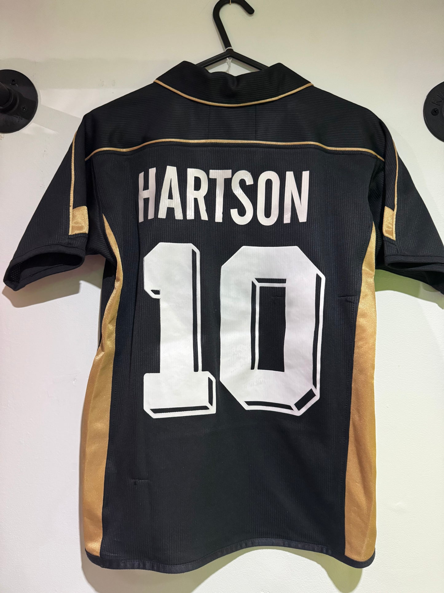 Celtic 2003/04 away shirt small boys 10-11 years approx Hartson 10