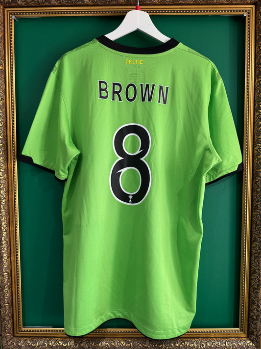 Celtic 2010/11 away large Brown 8