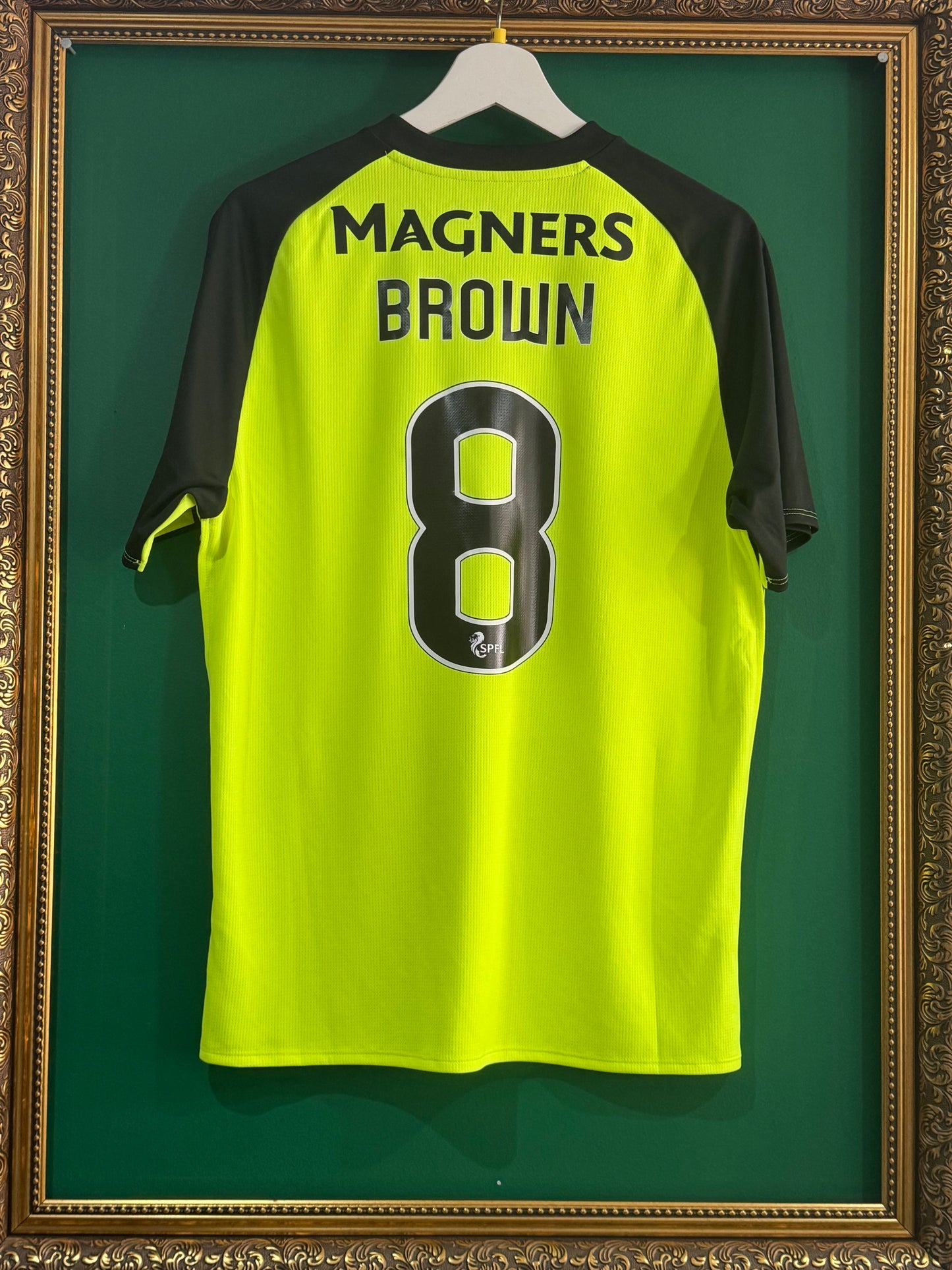 Celtic 2018/19 third shirt medium Brown 8
