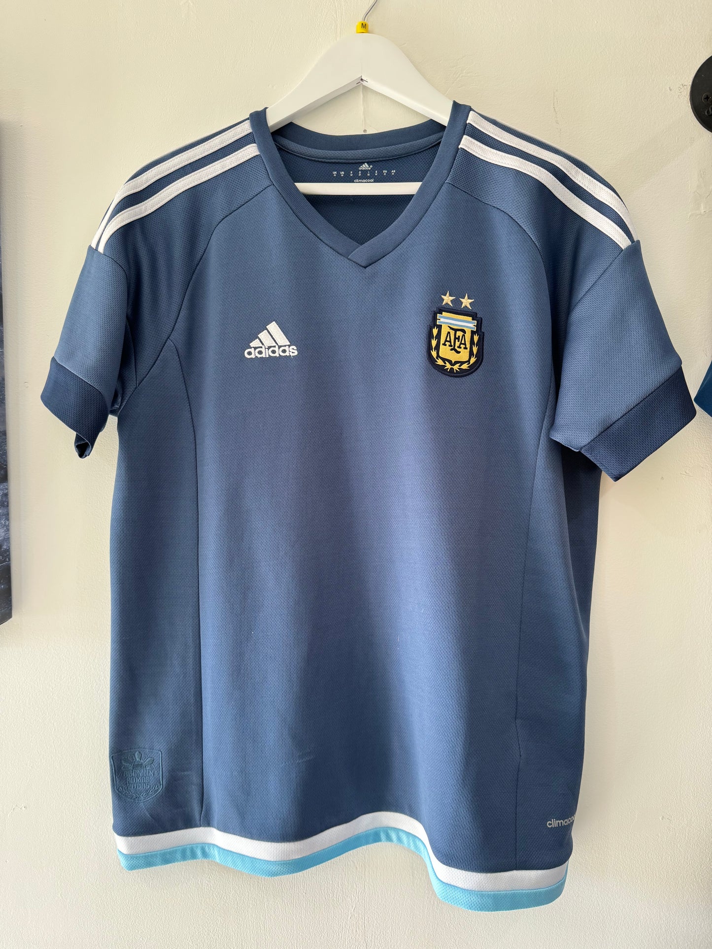 Argentina 2015 away medium