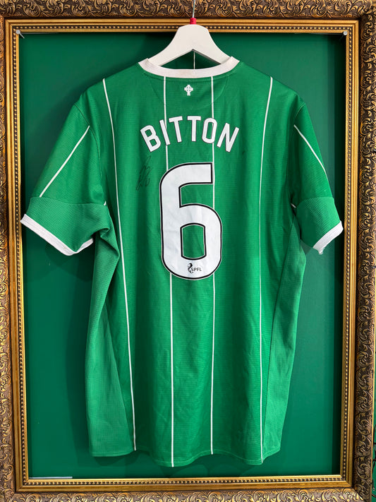 Celtic 2015/16 away shirt large Bitton 6 signed