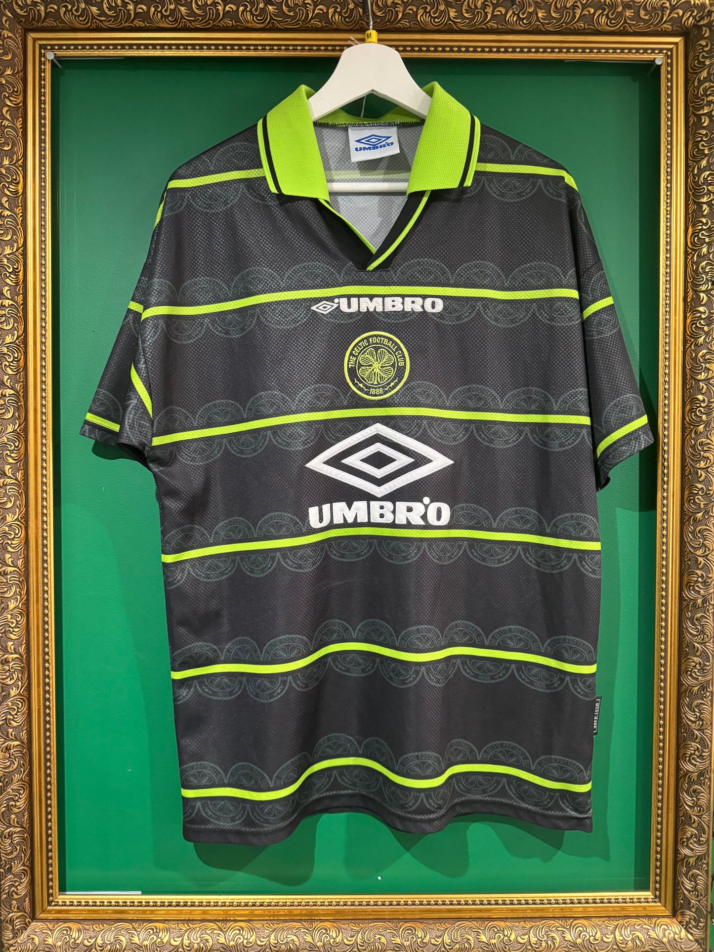 Celtic 1998/99 away shirt medium Larsson 7