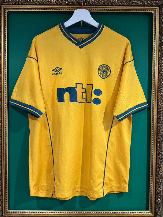 Celtic 2000/01 away large