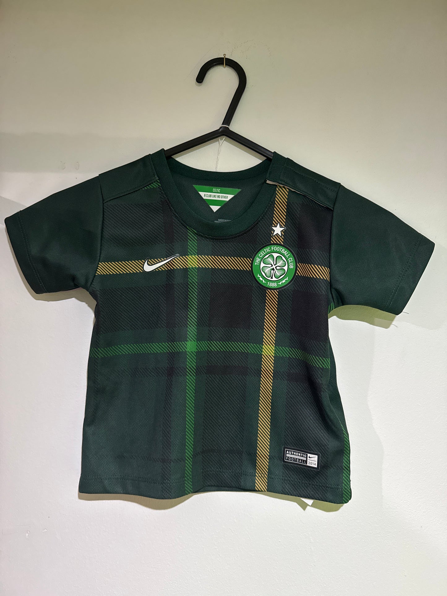 Celtic 2014/15 away shirt 6-9 months
