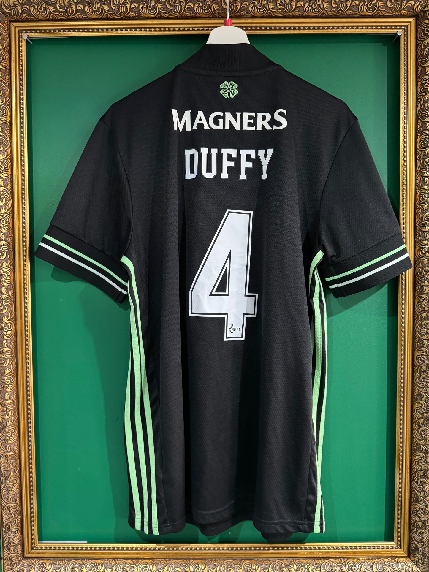 Celtic 2020/21 third shirt large Duffy 4