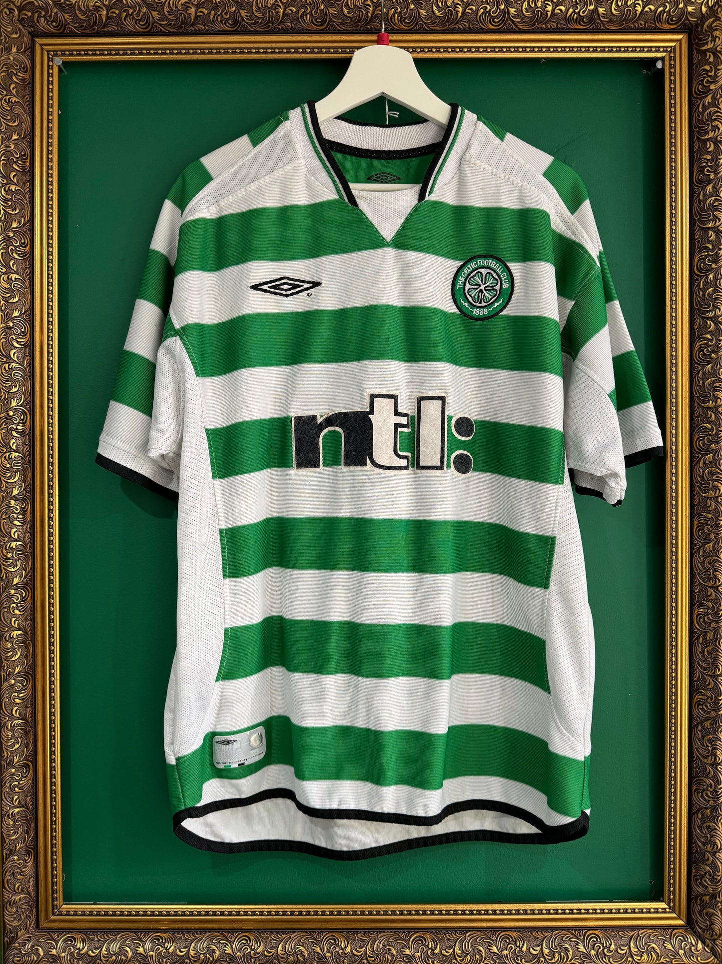 Celtic 2001/02 home large