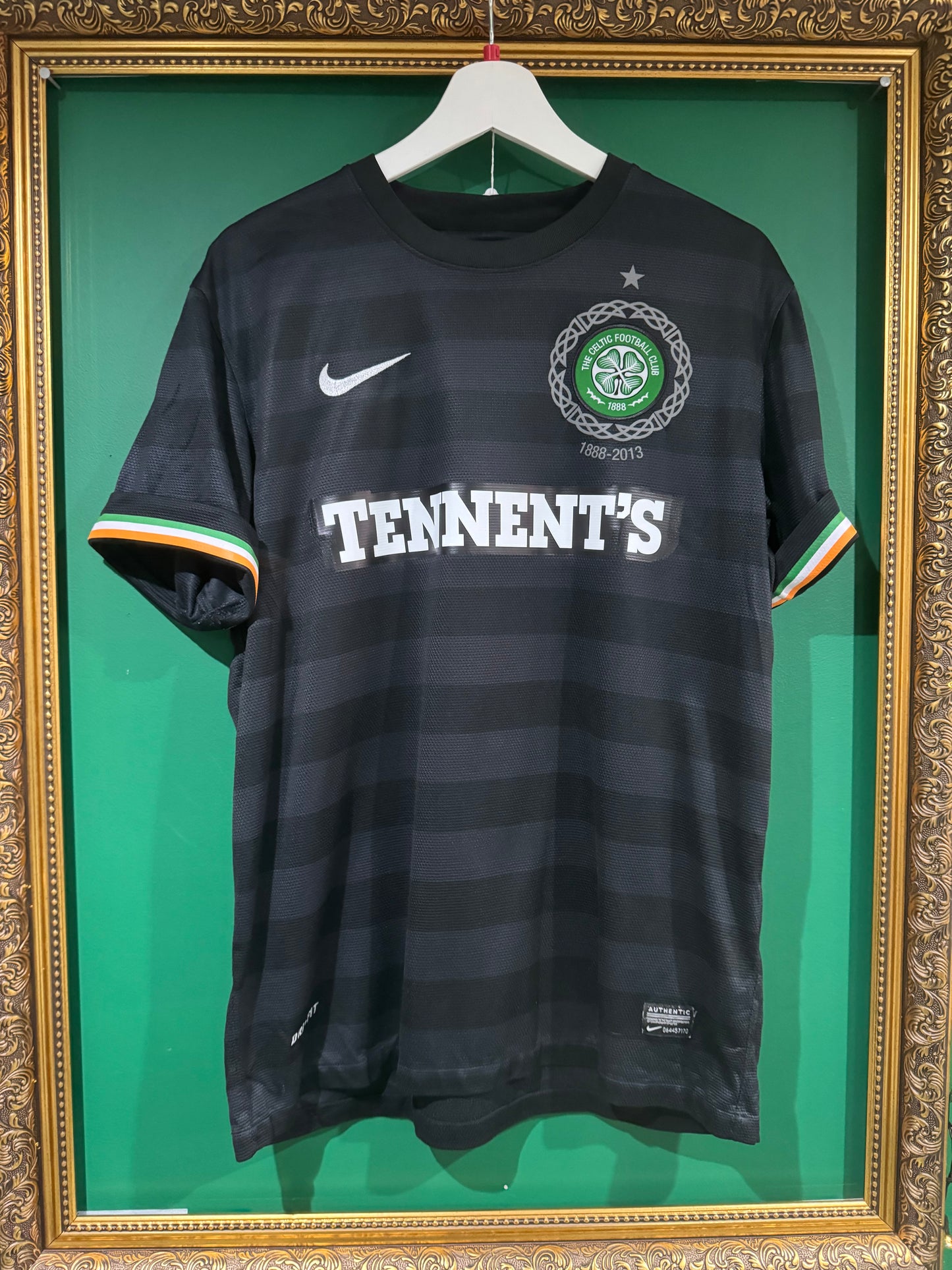 Celtic 2012/13 away shirt large Watt 32