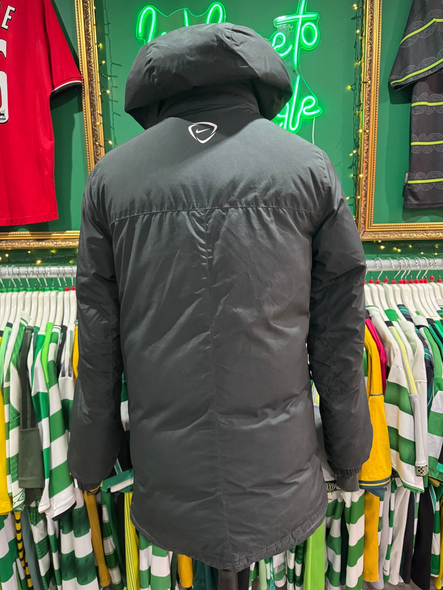 Celtic padded puffer coach jacket Nike small