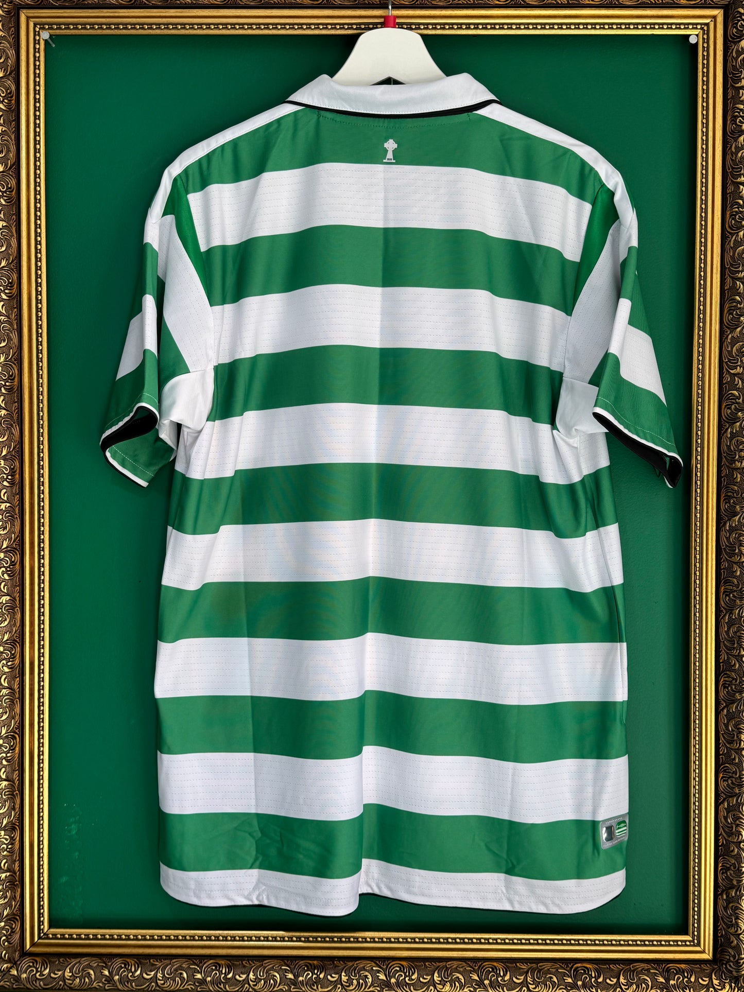 Celtic 2004/05 home large