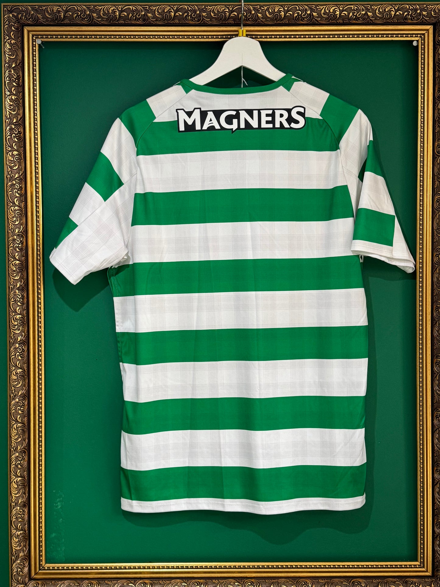 Celtic 2018/19 home medium