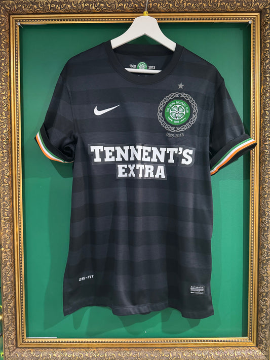Celtic 2012/13 away shirt medium (Tennants extra)