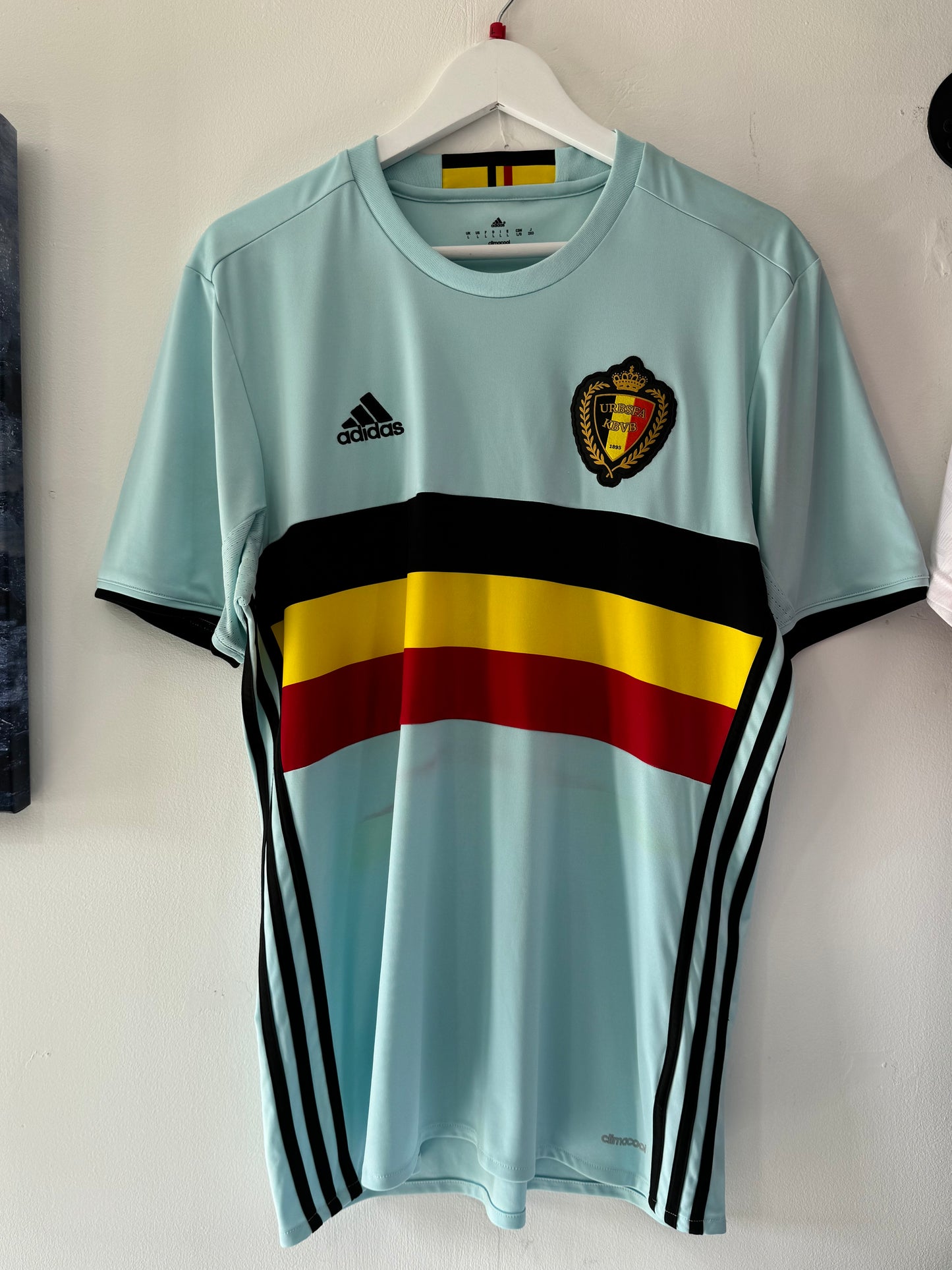 Belgium 2016 away large