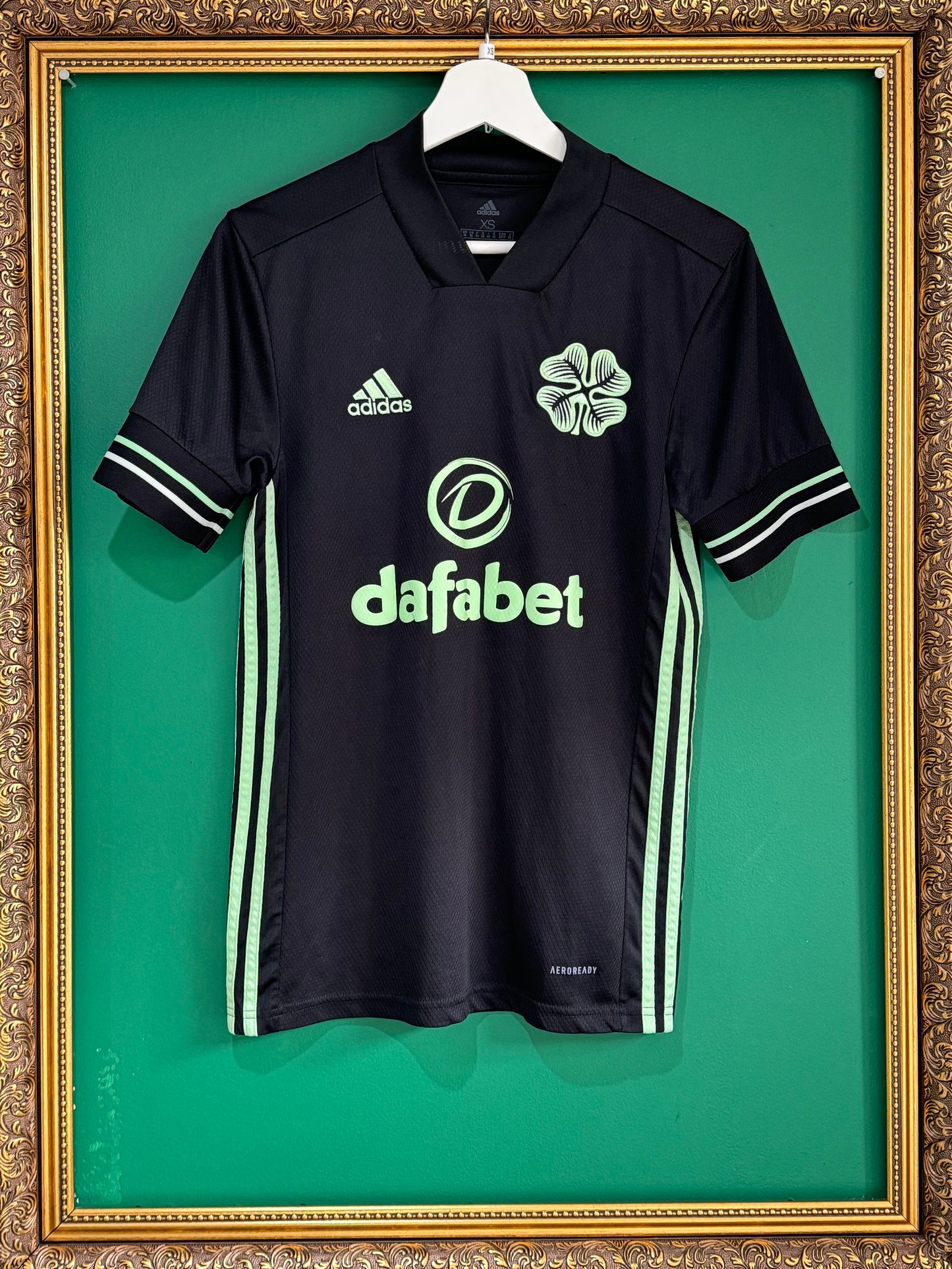 Celtic 2020/21 third xsmall