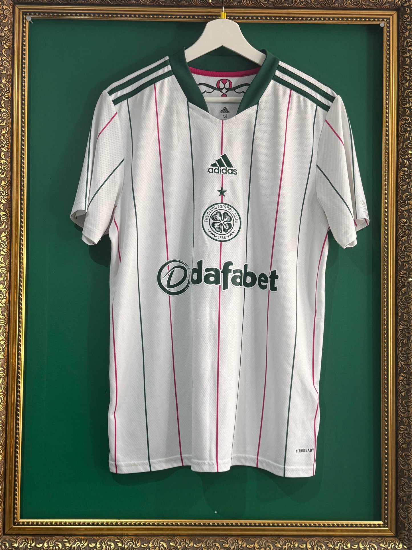 Celtic 2021/22 third shirt medium Kyogo 8