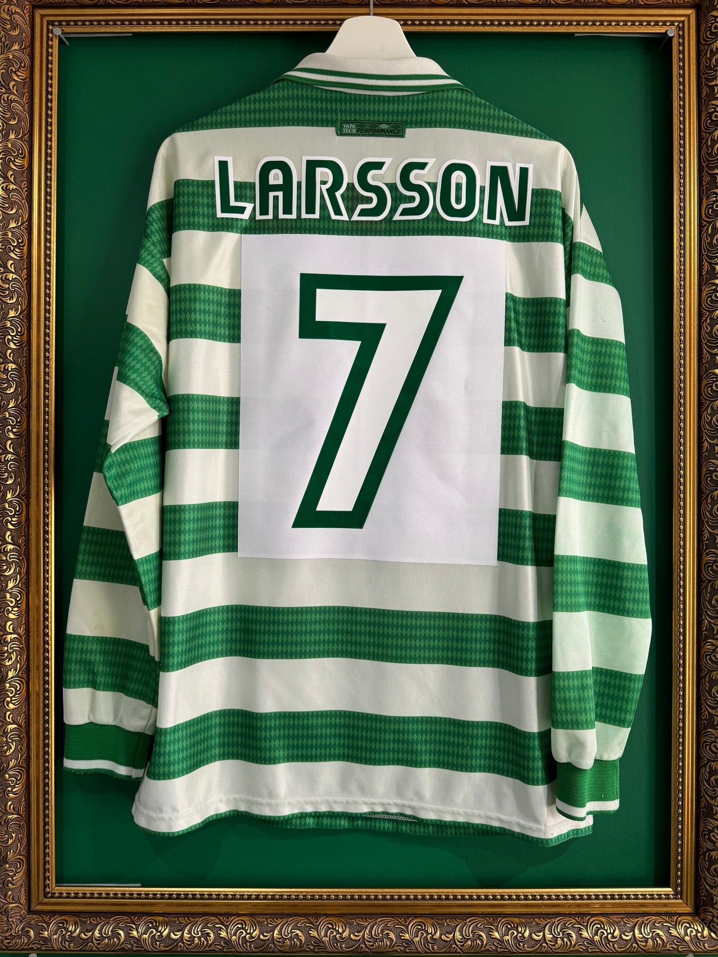 Celtic 1997/99 home large ls Larsson 7