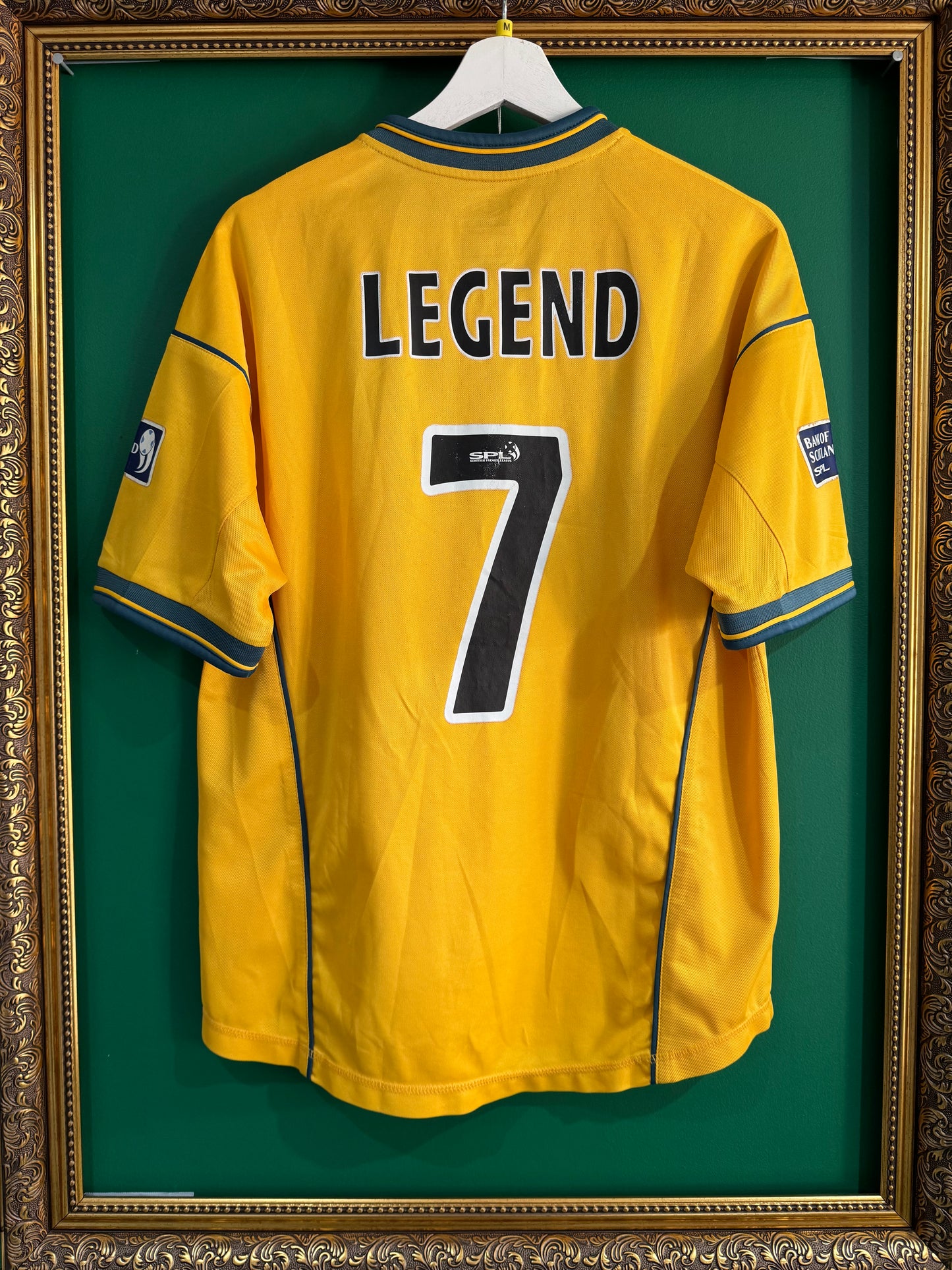 Celtic 2000/02 away shirt medium Legend 7