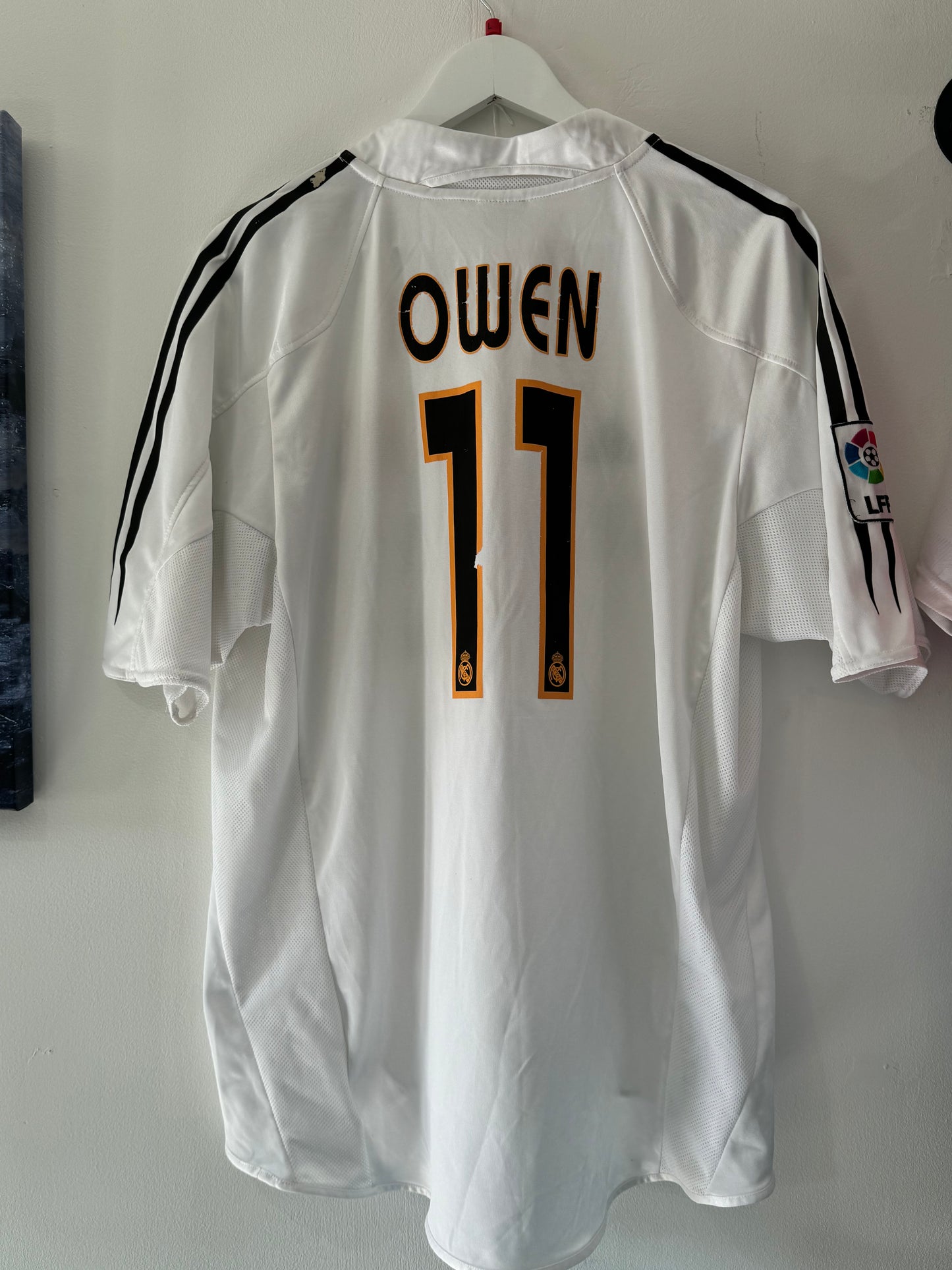 Real Madrid 2004/05 home large Owen 11