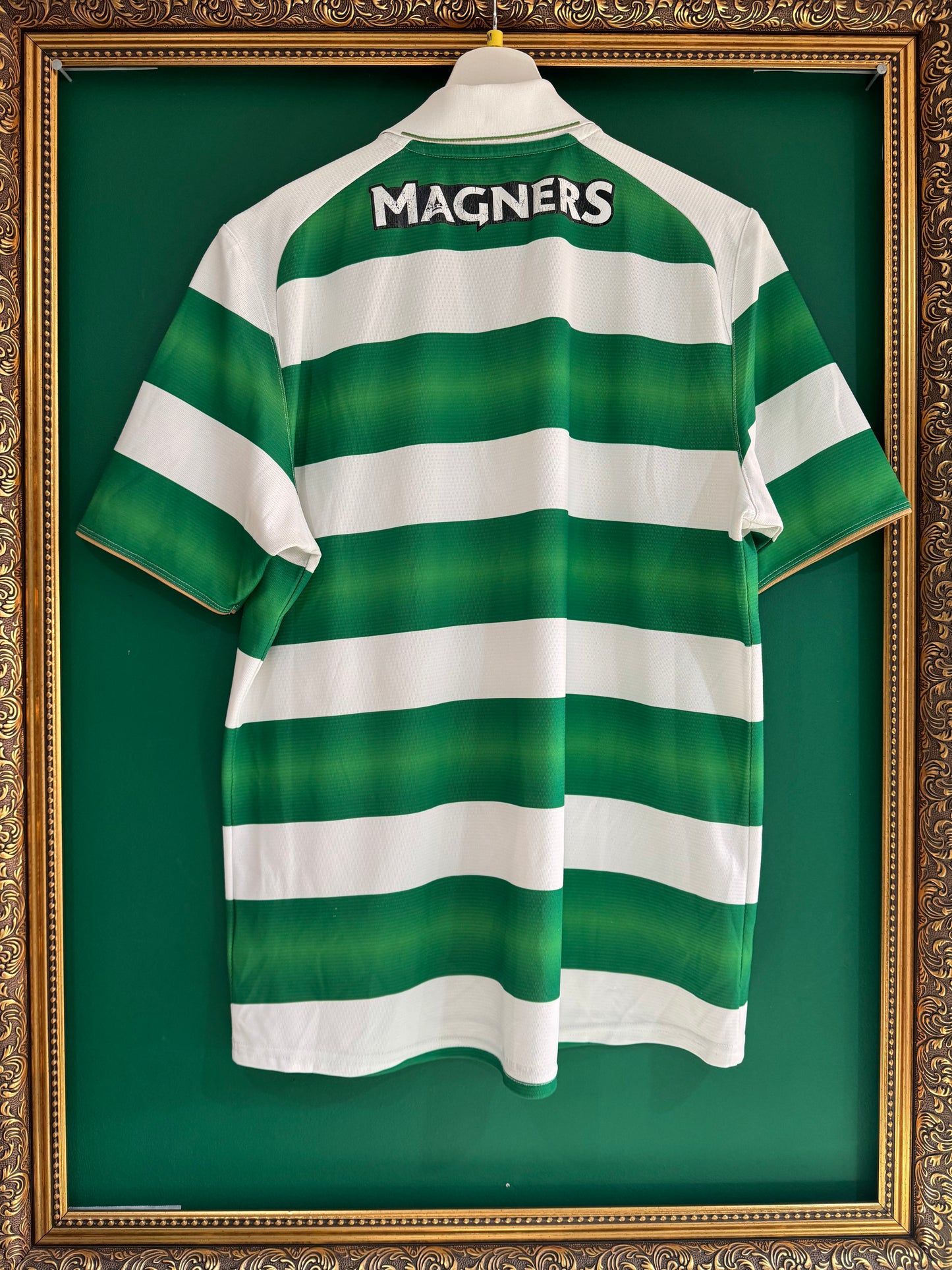 Celtic 2016/17 home shirt medium