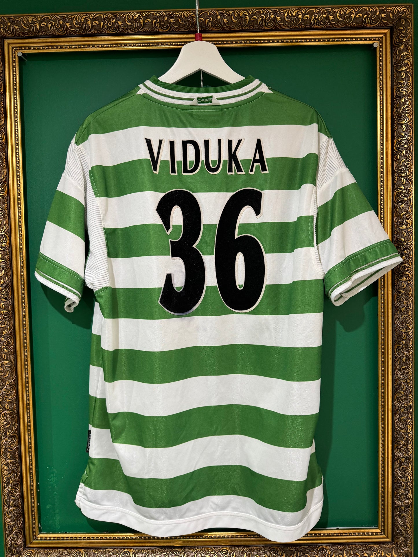 Celtic 1999/01 home large Viduka 36