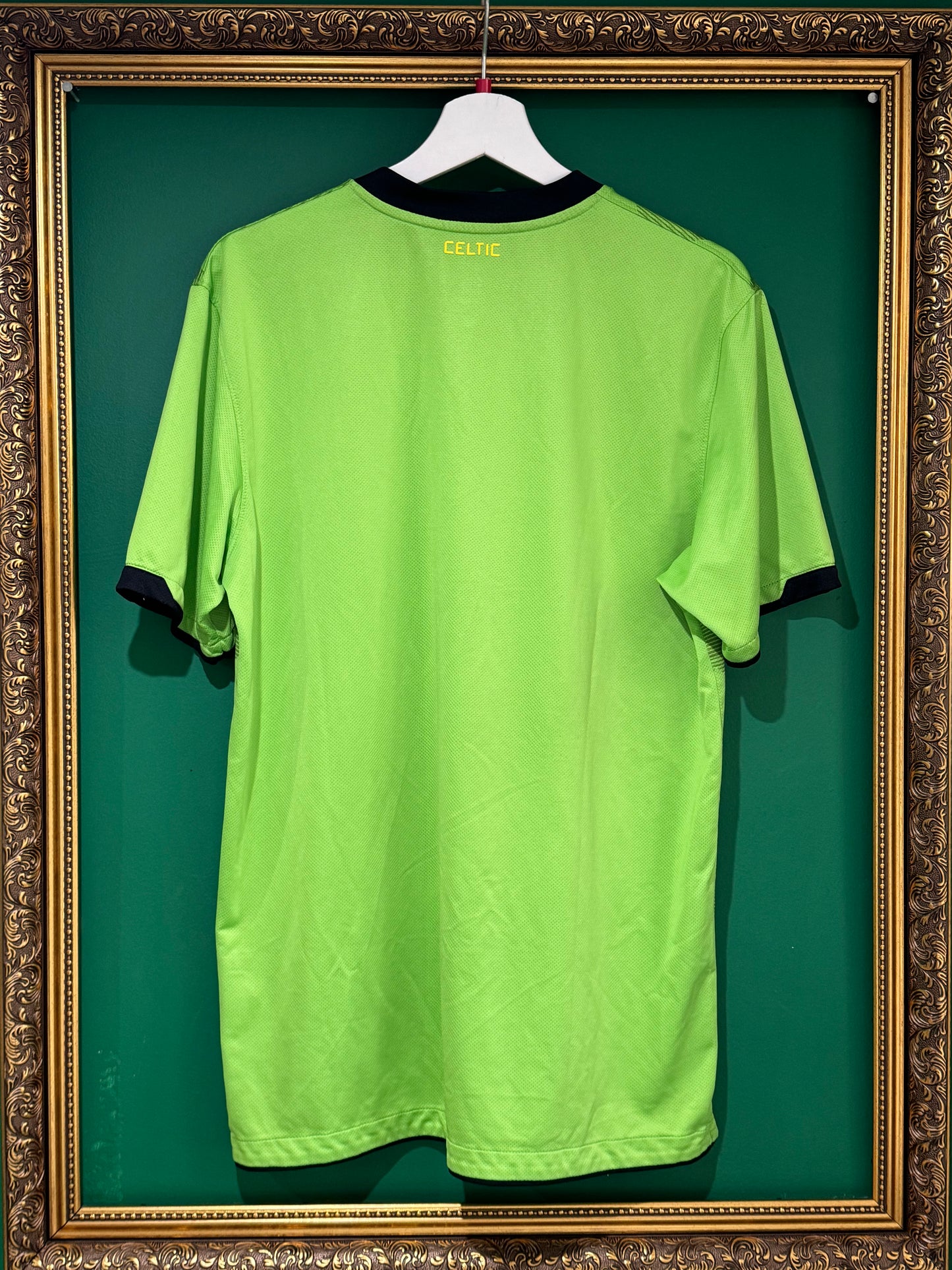 Celtic 2010/11 away large