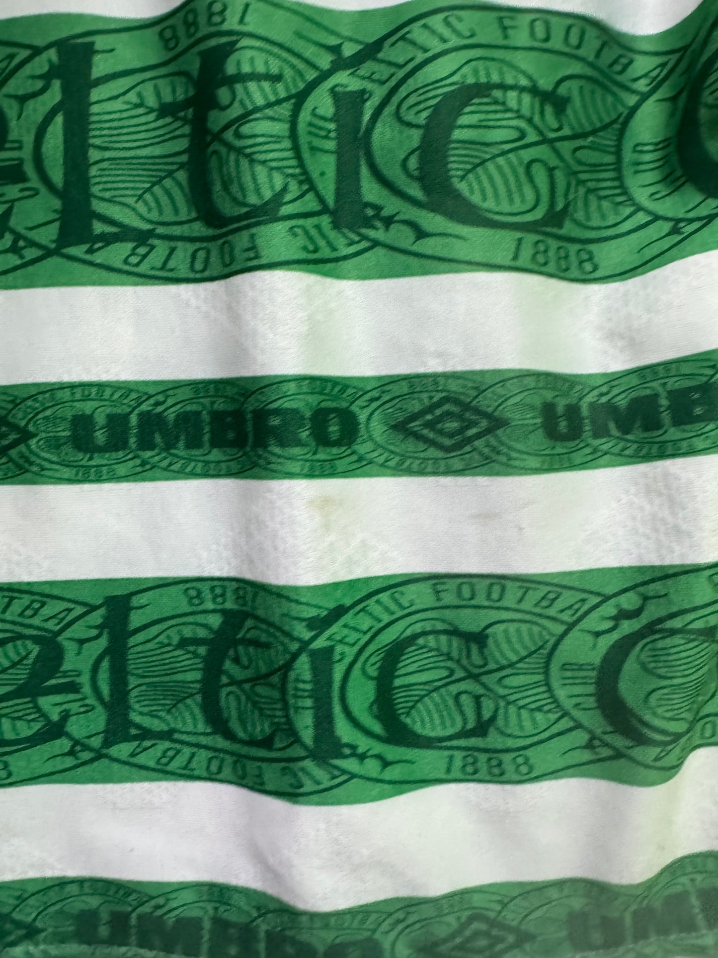 Celtic 1995/97 home shirt 8-10 years