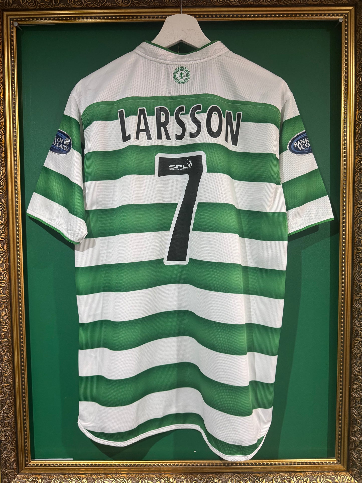 Celtic 2003/04 home shirt medium Larsson 7