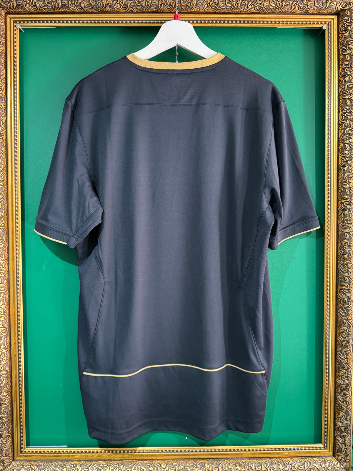 Celtic 2017/18 away shirt unsponsored large