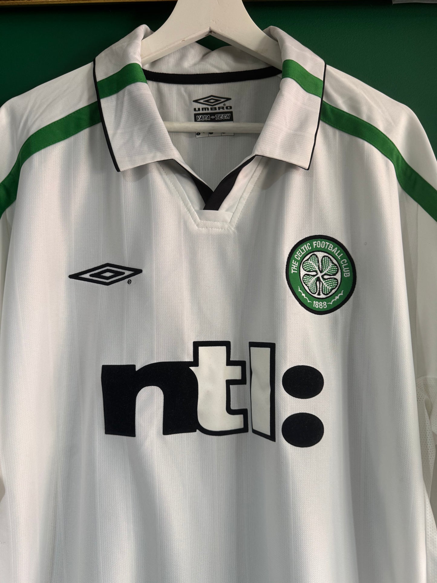 Celtic 2001/02 away shirt xlarge ls matchworn / player issue pre season 20 BNWT