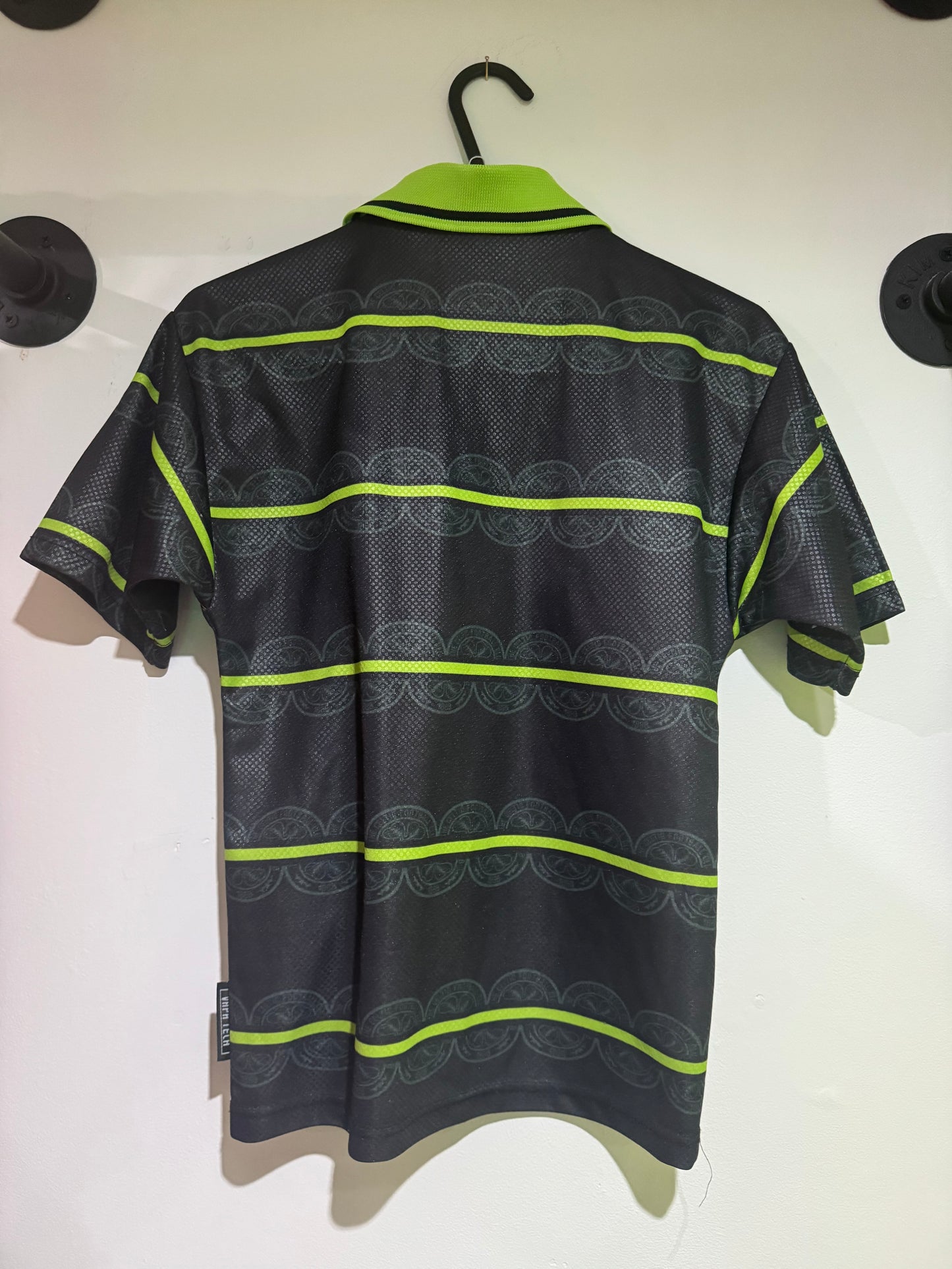 Celtic 1998/99 away shirt 6-7 years