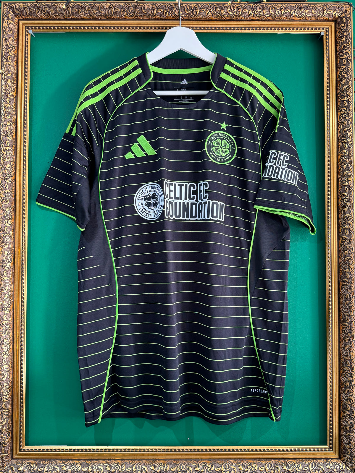 Celtic 2025/26 away pre season large 12