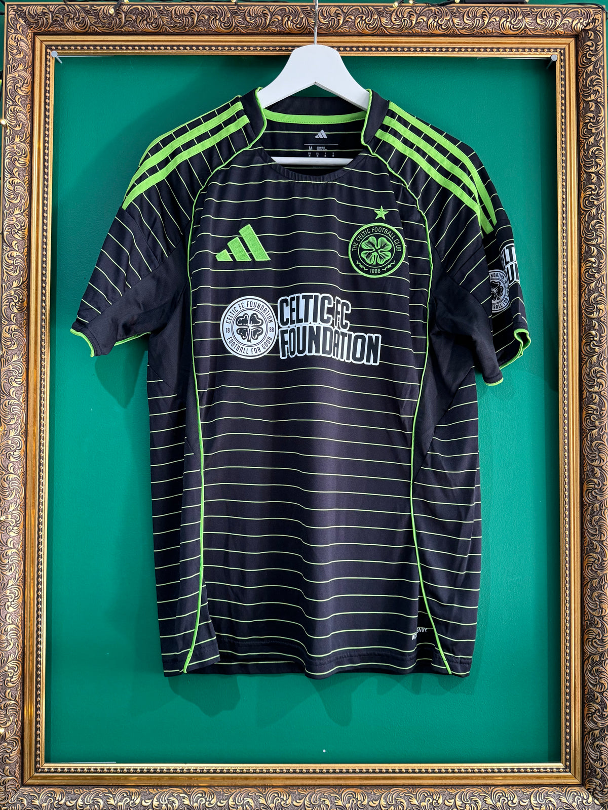 Celtic 2025/26 away pre season matchshirt 15 (Holm) medium