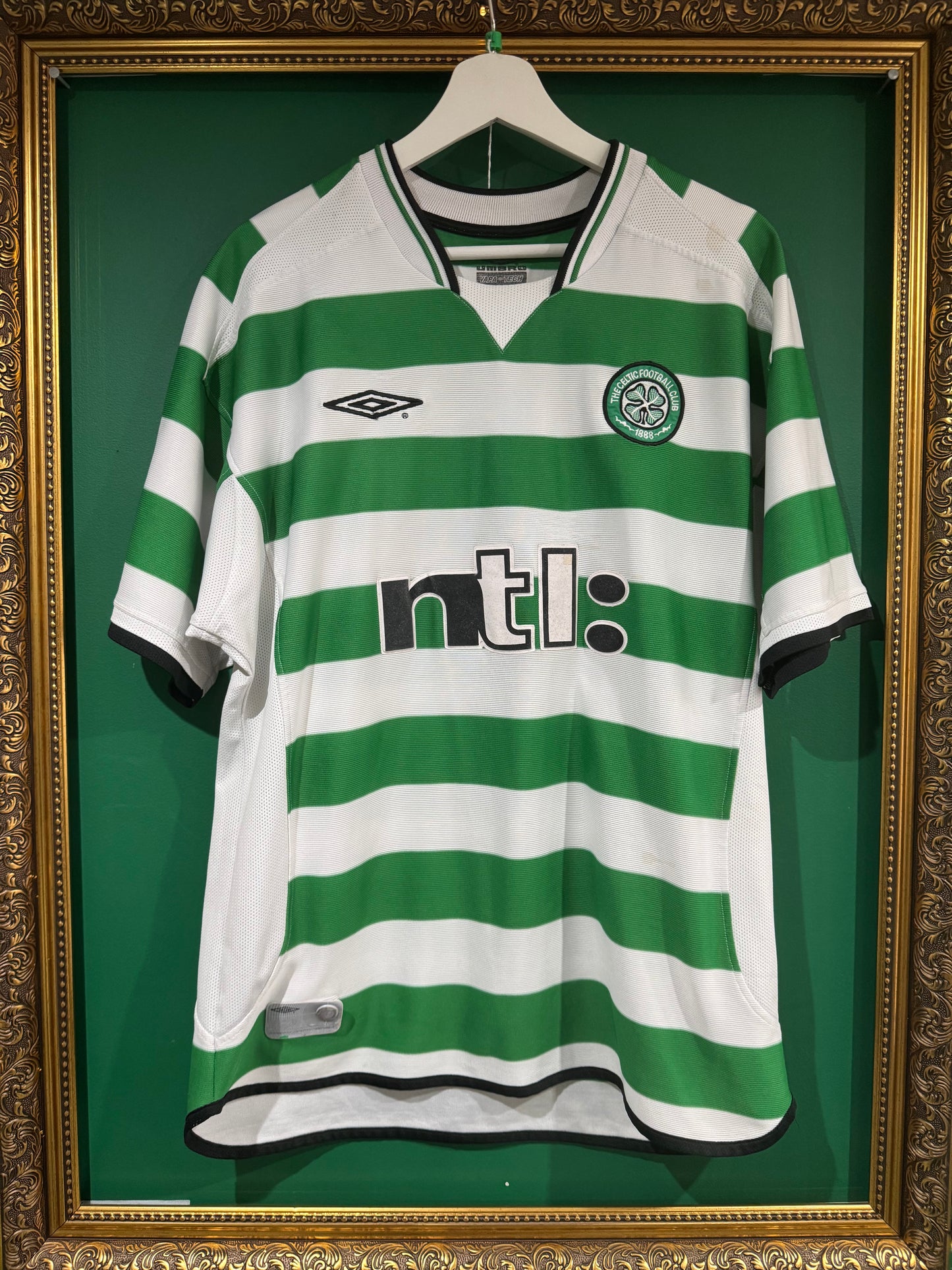 Celtic 2001/02 home shirt xlarge Larsson 7