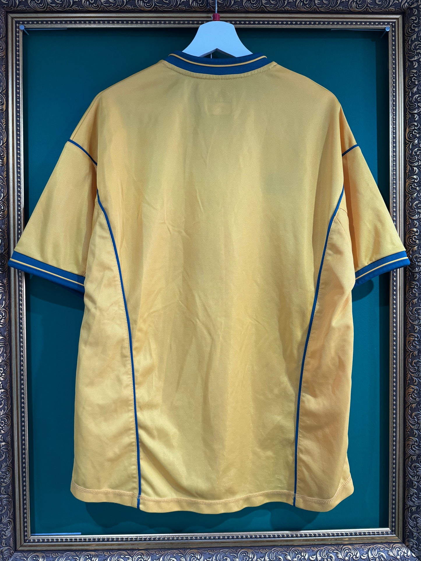 Celtic 2000/02 away shirt large