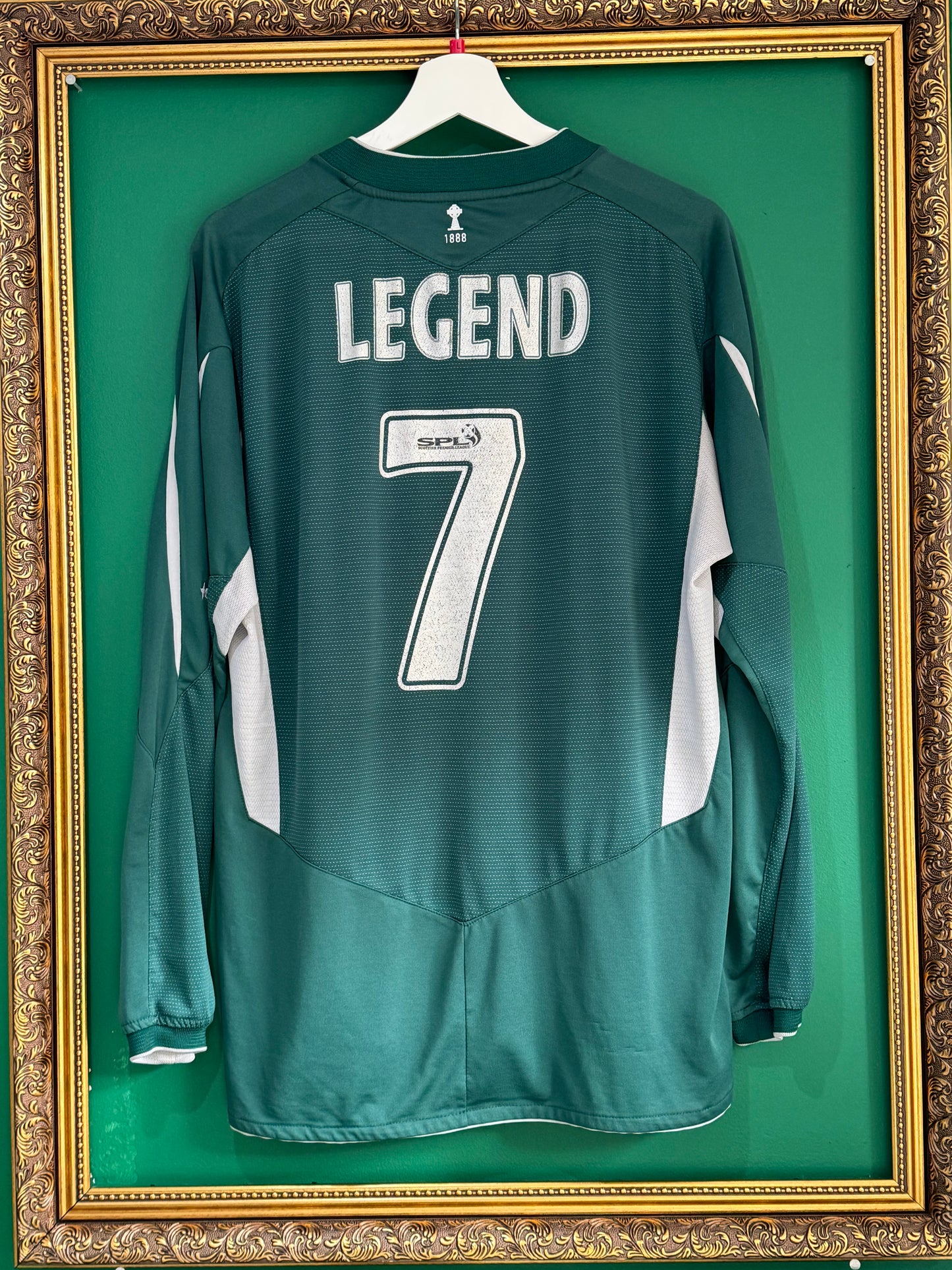 Celtic 2004/05 away large Legend 7 ls