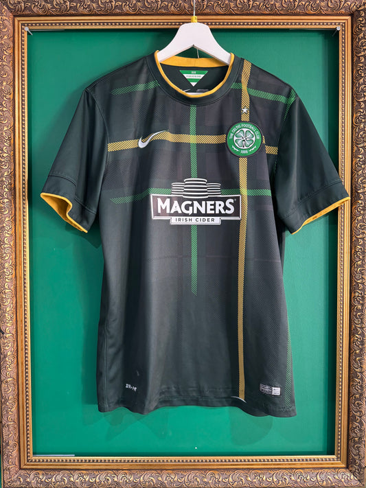 Celtic 2014/15 away shirt medium