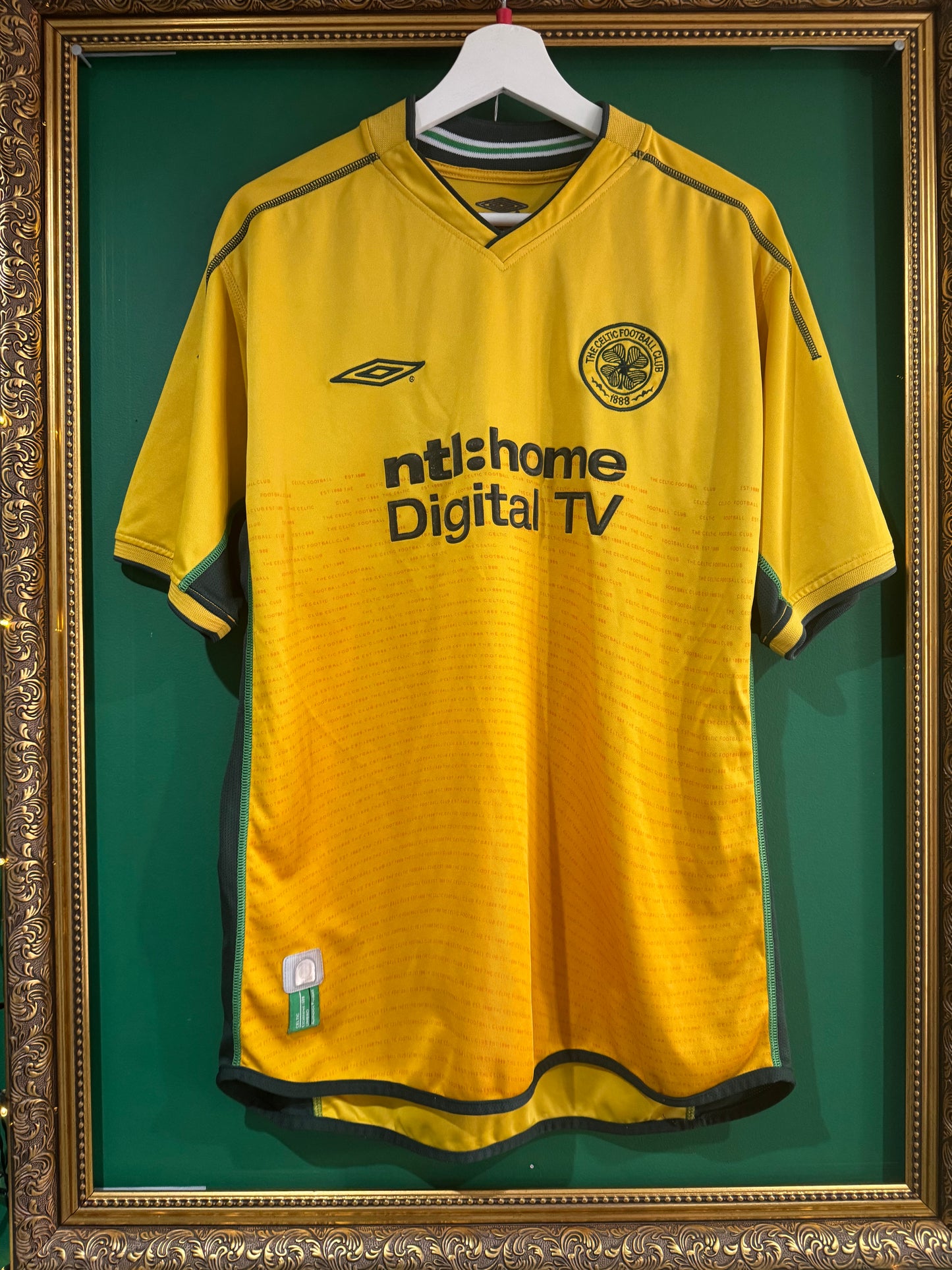Celtic 2002/03 away shirt large
