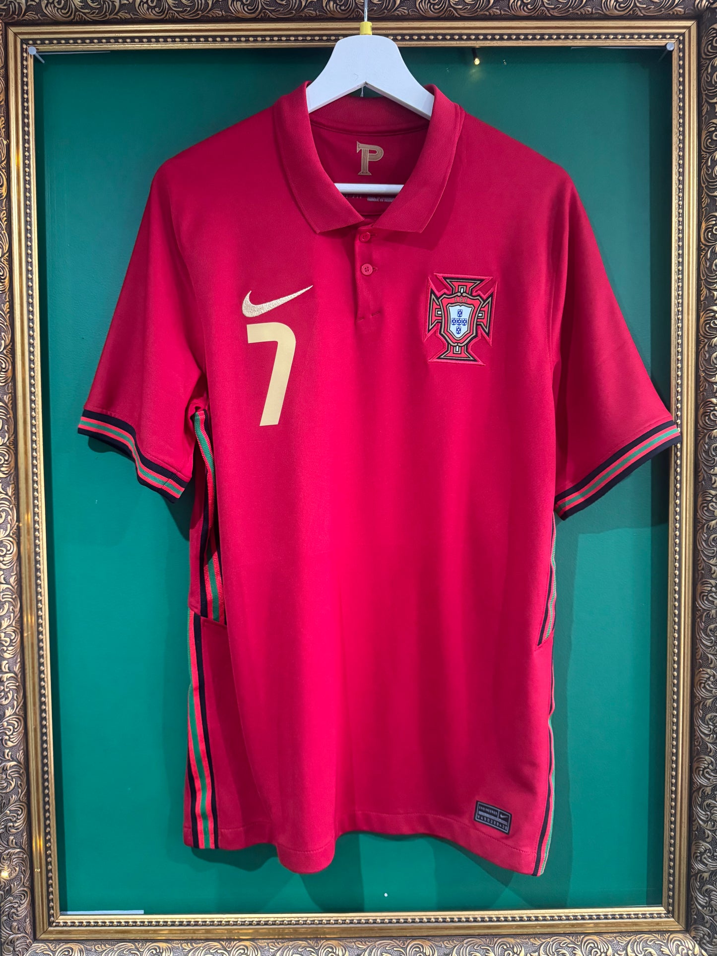 Portugal 2020 home shirt medium Ronaldo 7