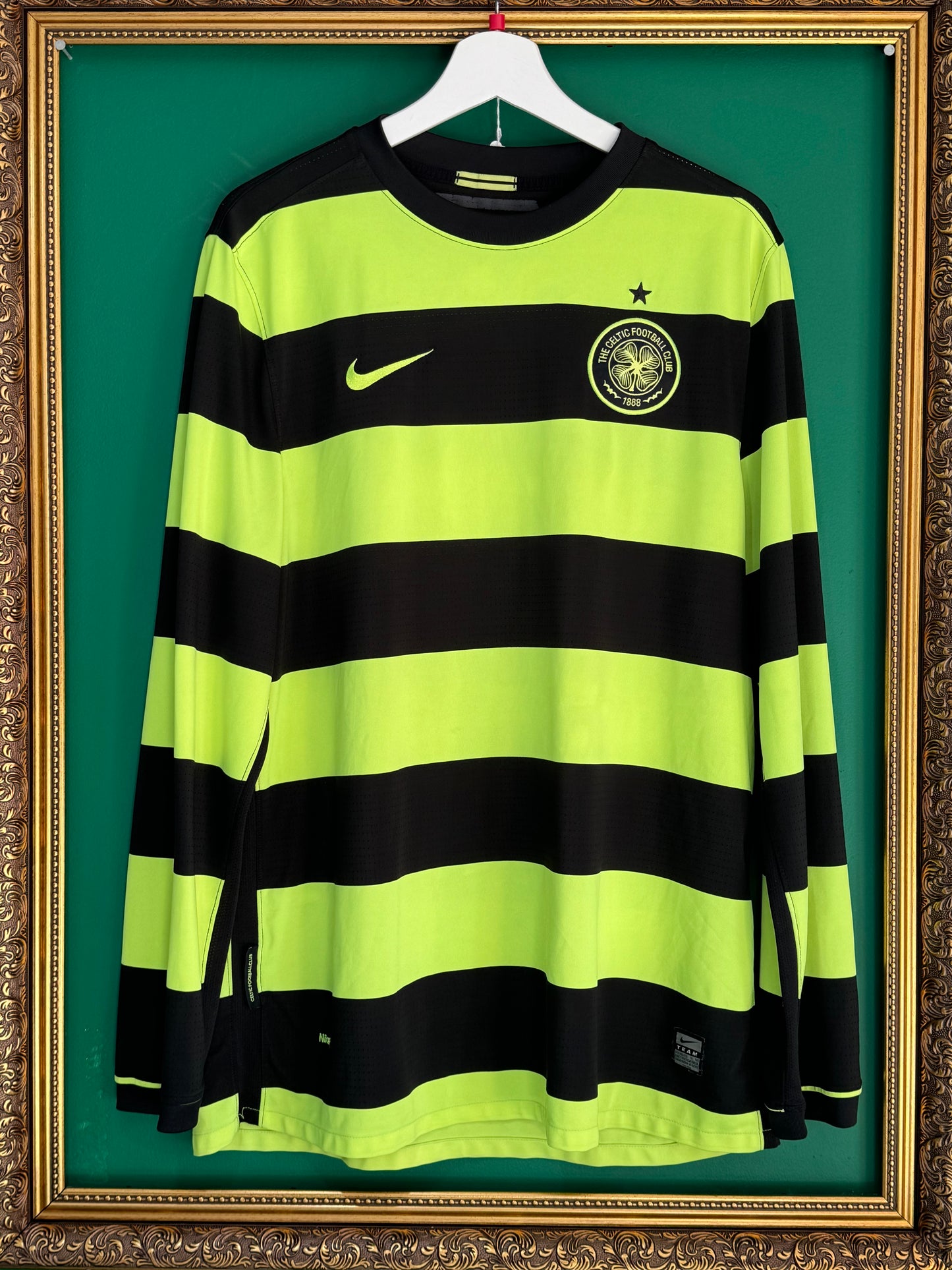 Celtic 2009/10 away large long sleeve